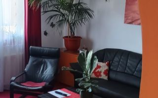 Apartament spațios cu 3 camere, 78 mp, 2 băi și 2 balcoane – Vlahuta - Poză 2