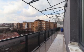 Penthouse dispus pe 2 niveluri in Dambul Rotund - Poză 17