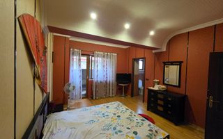 Casă Vilă cu 9 camere și piscină încălzită în localitatea Cornu - Poză 11
