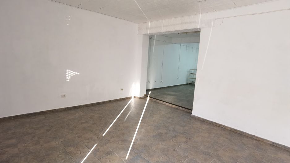 Spațiu comercial de 72 mp de închiriat în zona Traian - Poză 3