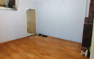 Casa de vanzare + teren in zona Jiului (Bucurestii Noi) - Poză 16