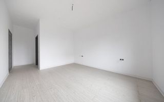 Locuinta moderna si spatioasa, zona Izvor - Poză 5