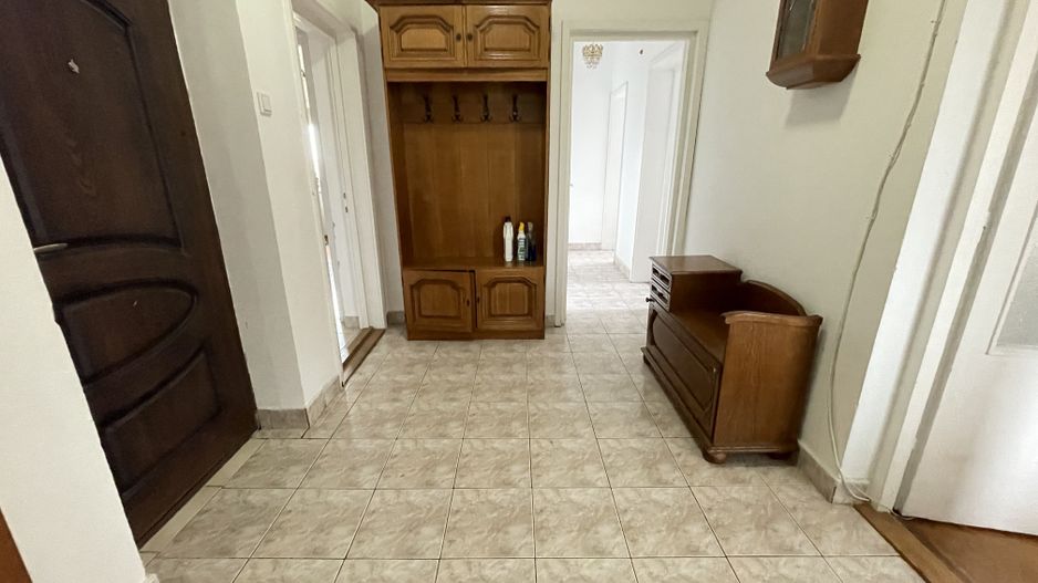 SPATIOS IN ZONA MEDICINEI -4 camere,garaj propriu si boxa - Poză 18