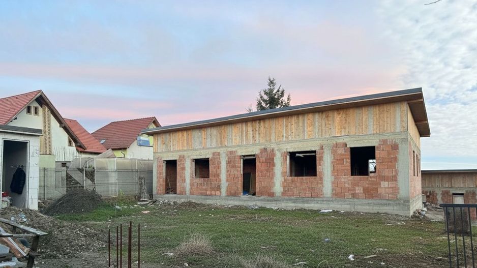 Casa tip Duplex Mosnita Noua-Strada Principala -COMISION 0% - Poză 2