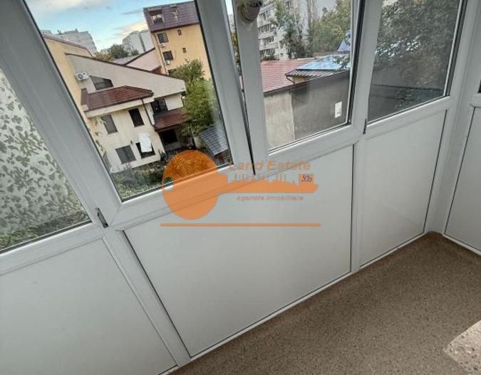 Apartament cu 2 camere zona Vitan - Poză 3