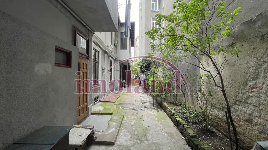 Apartament spectaculos de 4 camere într-o vilă cu farmec istoric pta Victoriei - Poză 17