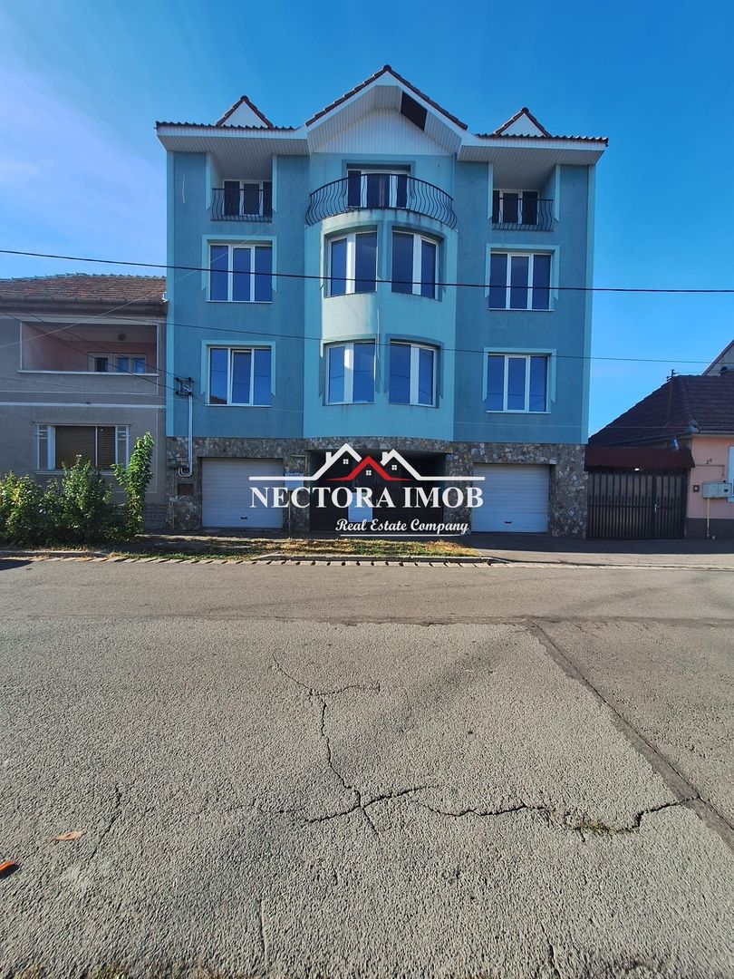 NECTORA IMOB-Proprietate speciala 6 apartamente Zona Centrala 1000mp - Poză 8