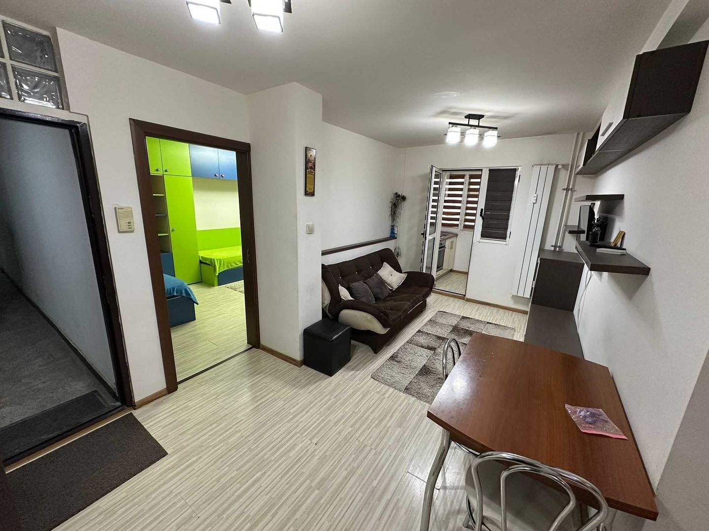 Apartament 3 camere zona Arena Nationala -  Chisinau - Poză 1