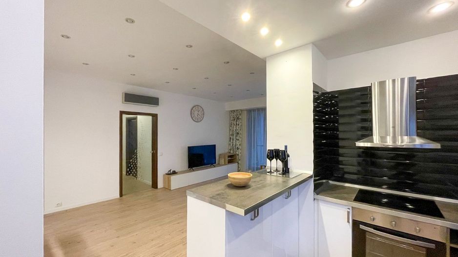 Chirie I Apartament 3 camere I North Area Lake View - Poză 9