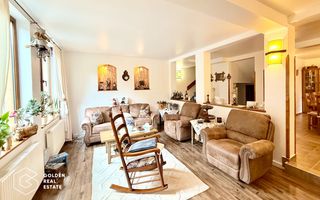 Vila de exceptie in Sinaia, mobilata, utilata, cu vedere superba - Poză 7