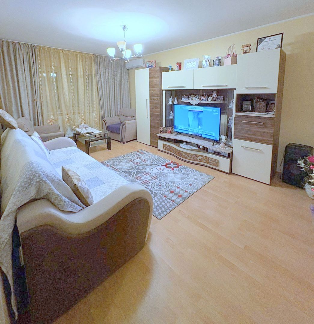 De vanzare apartament cu 3 camere I. C. Frimu, 70.500 euro - Poză 10