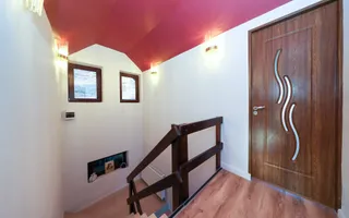 Pensiune/Vilă de vânzare în Bran | 8 camere | 180 mp - Poză 37