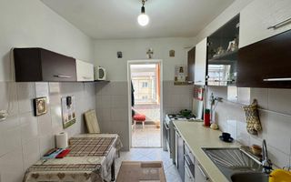Apartament 3 camere de vânzare | zona Vasile Alecsandri | etaj 4 | - Poză 5