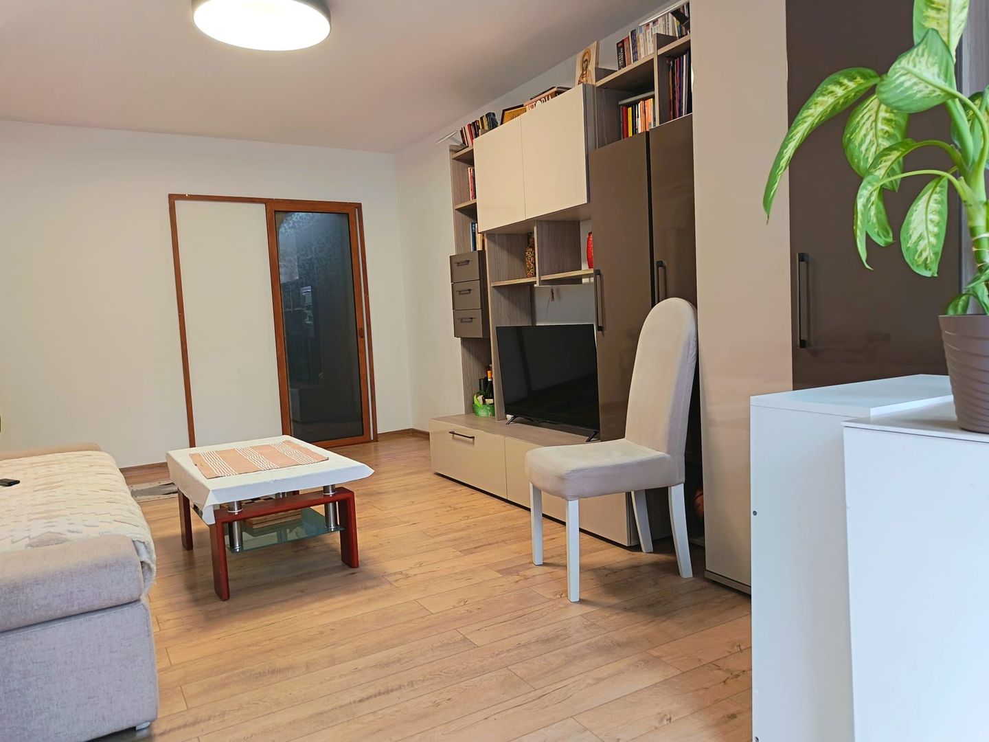 Apartament 2 camere renovat in bloc reabilitat Lujerului, Militari - Poză 4