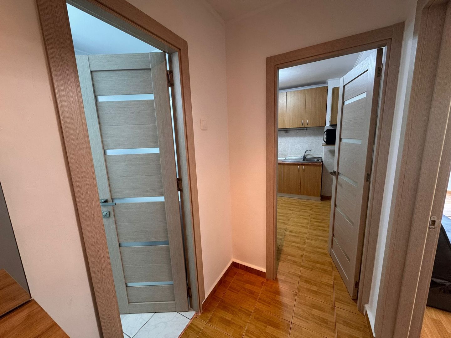 Garsoniera 42 mp Timpuri Noi 1/4 - Poză 8