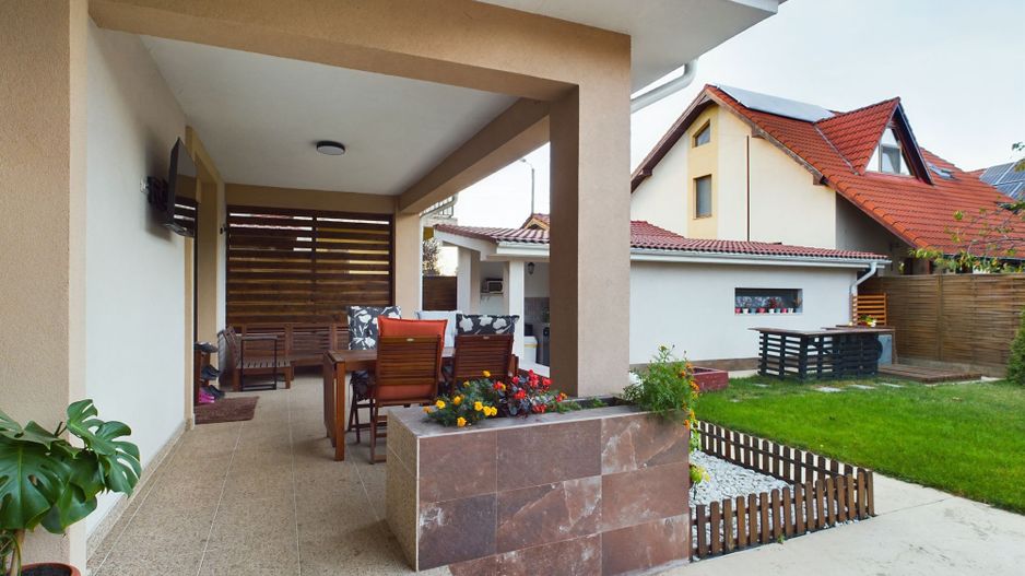 Casă modernă cu piscină încălzită în zona Tivoli - Poză 14