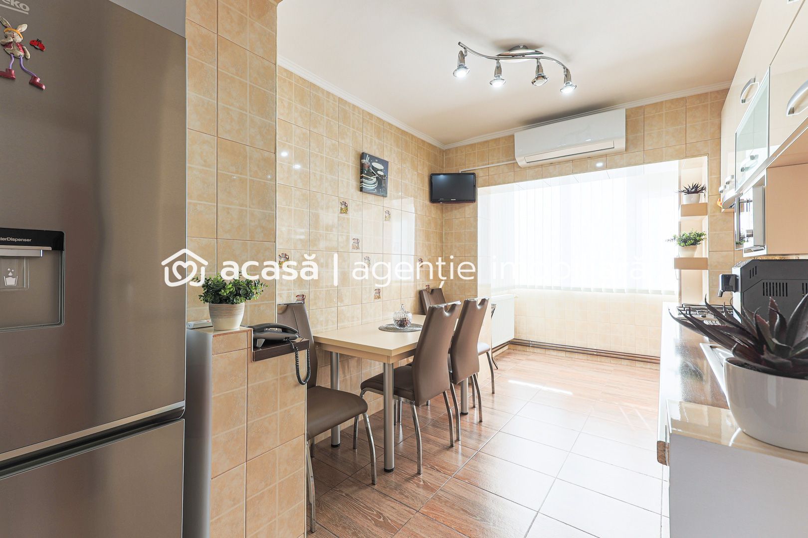Rezervat De vânzare apartament spațios cu 2 camere decomandat etaj 3 - Poză 4