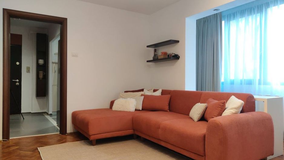 Apartament modern I Complet utilat I zona Gheorge Lazar - Poză 2