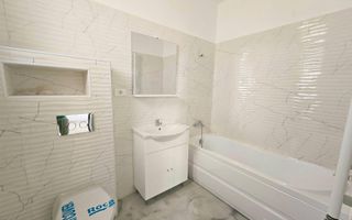 Casa - 444mp teren - 4 camere- cartierul nou -154.990 euro - Poză 8
