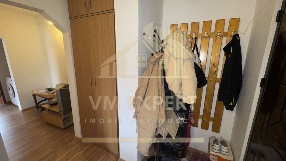 APARTAMENT 3 CAMERE ETAJ 4 VISOI - Poză 11