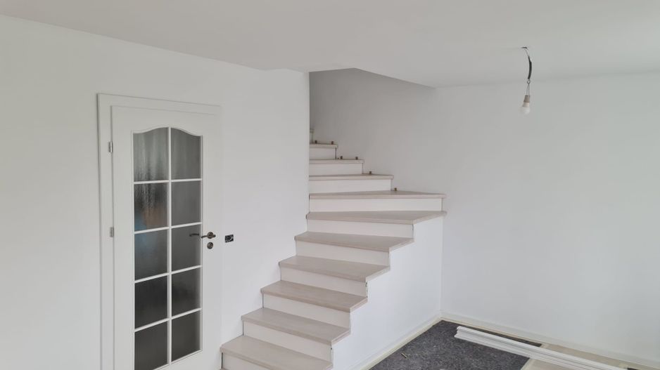 De vanzare Apartament  4 camere tip duplex  Pacii, etajul 4 si 5 - Poză 1