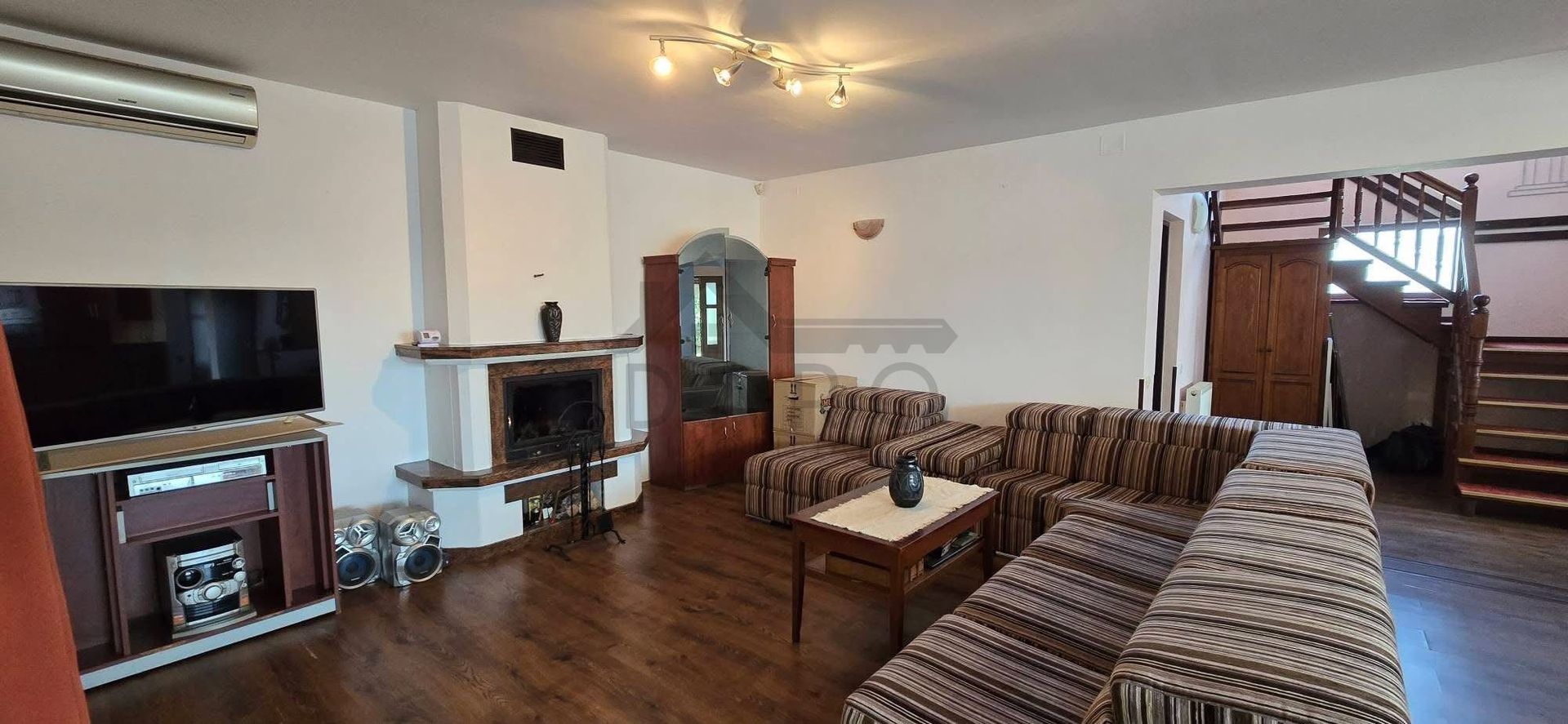 Vand casa unifamiliara in Sângeorgiu de Mures - Poză 7