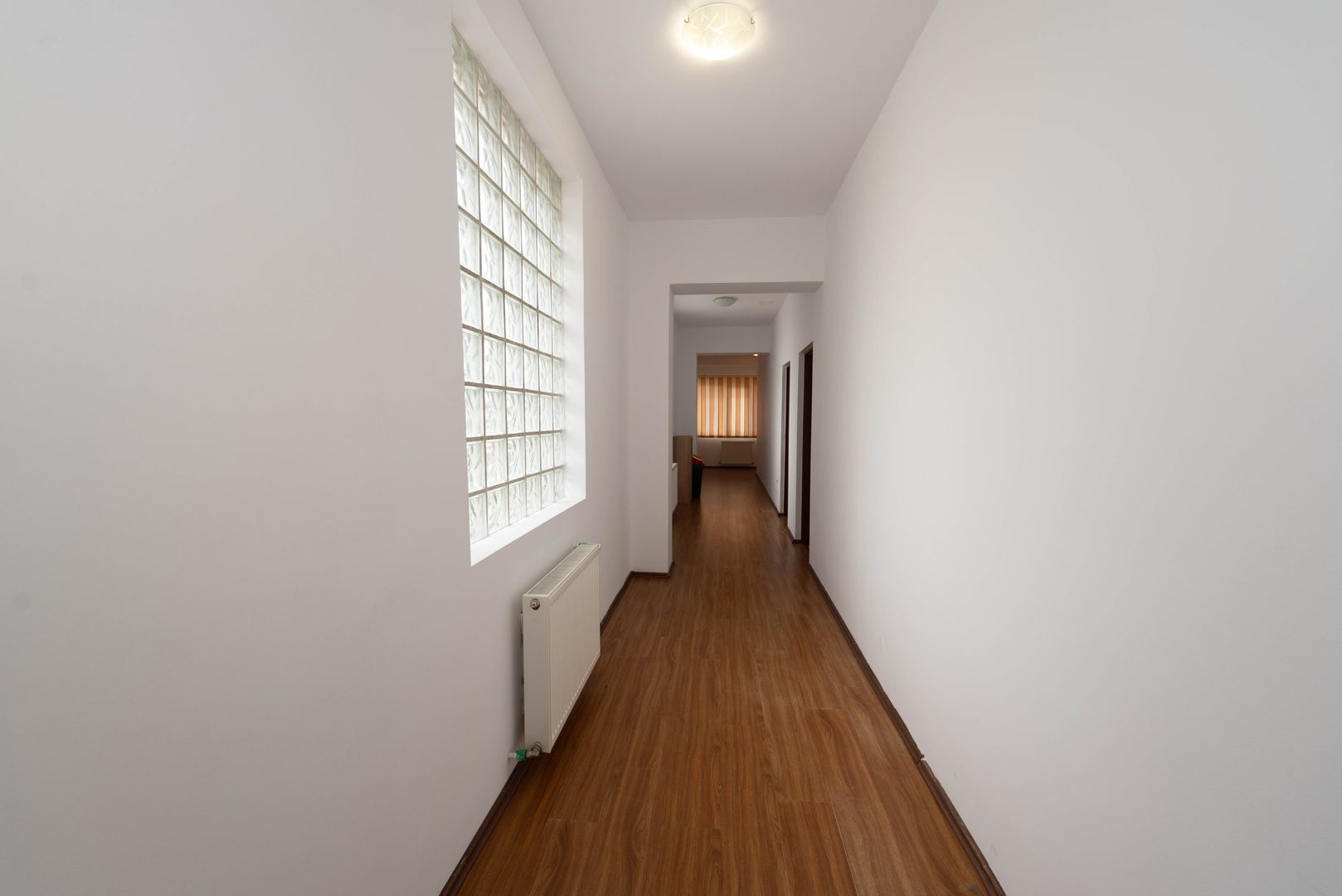 Spatiu de birouri stradal, 148mp de inchiriat în zona Soseaua Chitilei - Poză 10