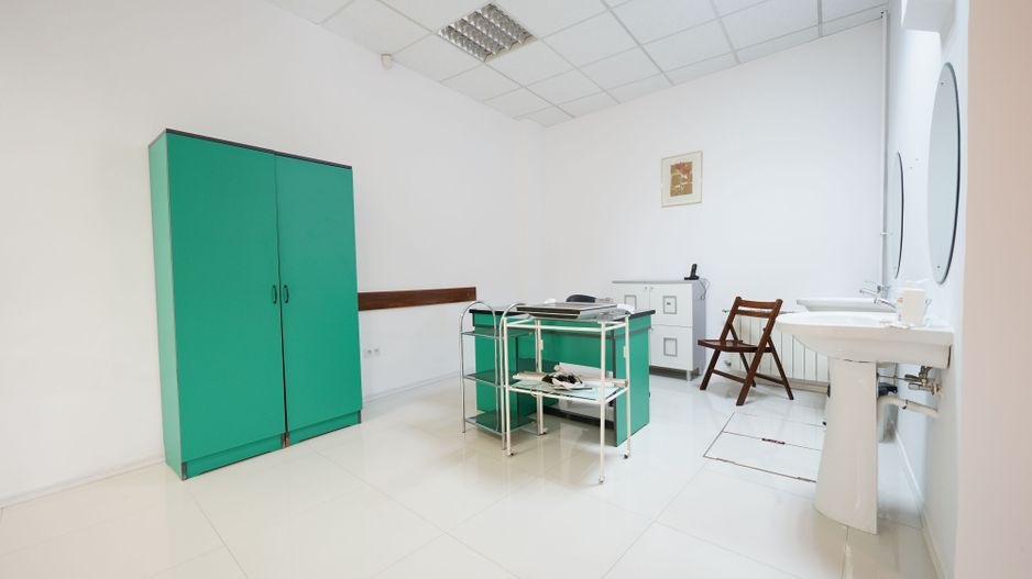 Casa, Hala Traian, ideal cabinet stomatologic - Poză 2