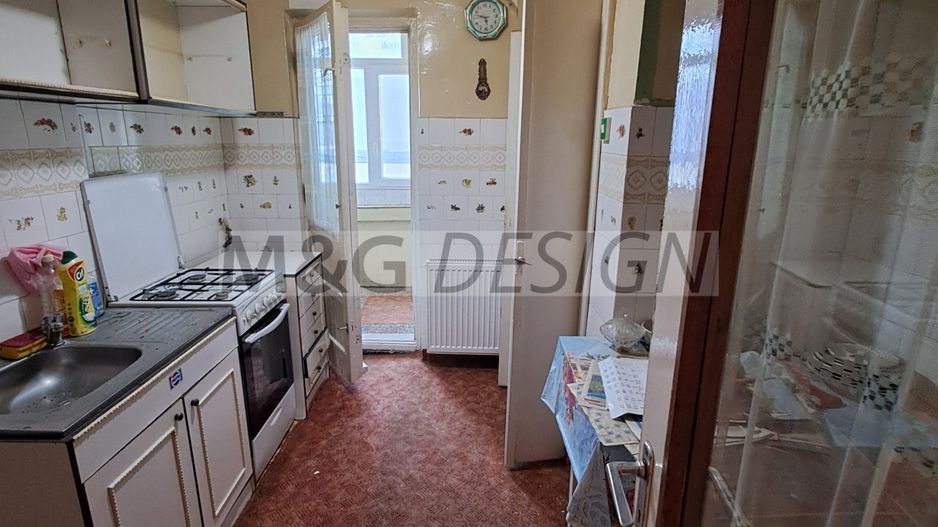 Etaj 2, Spitalul Judetean -Casa Tineretului 3 camere - Poză 10