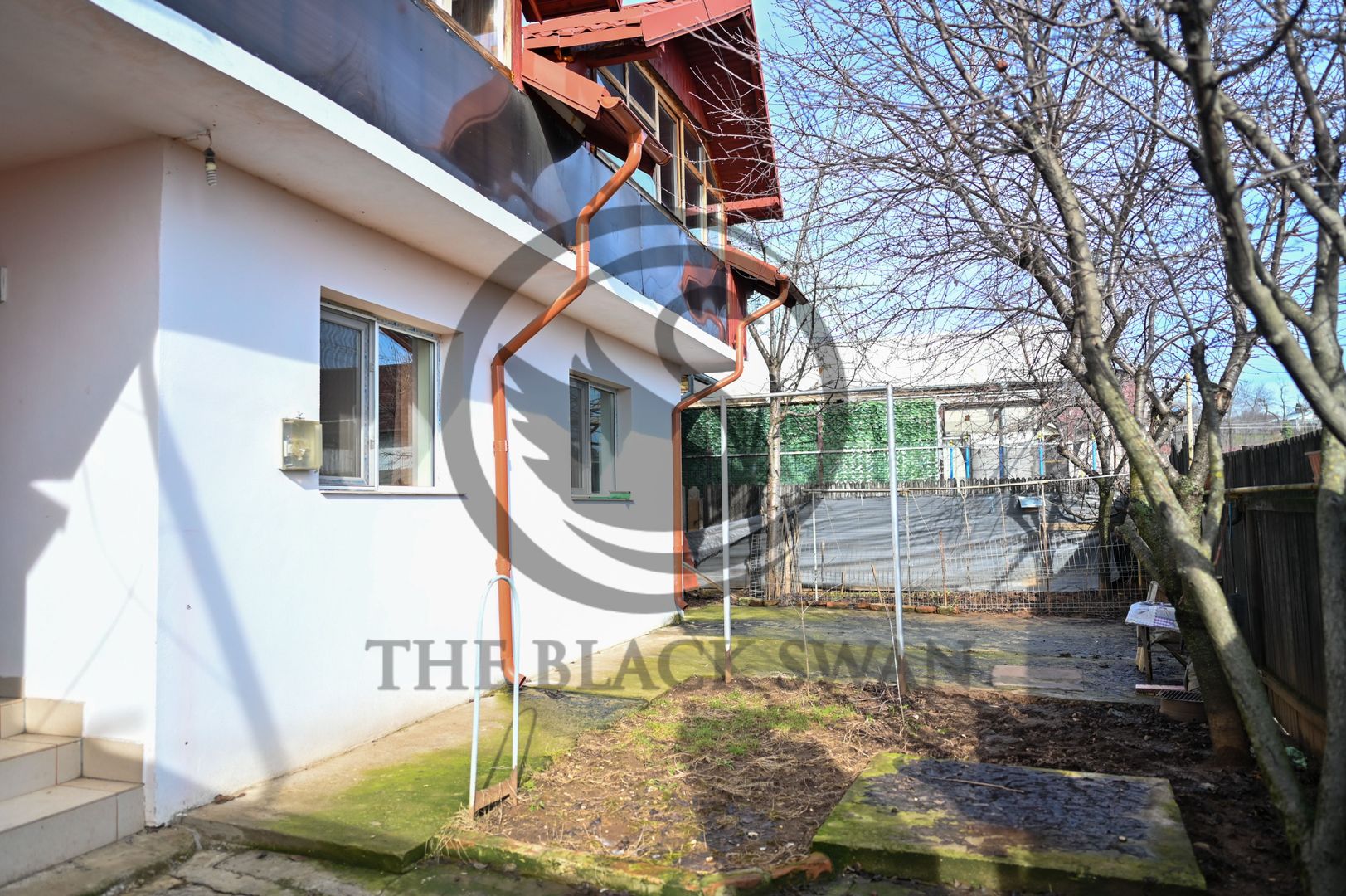 Casa cu 7 camere de vanzare | Zona Centrala, Baicoi | Comision 0% - Poză 2