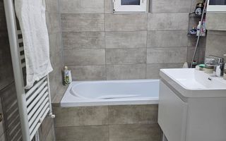 Inchiriere apartament 3 camere, modern, Prundu - Poză 8