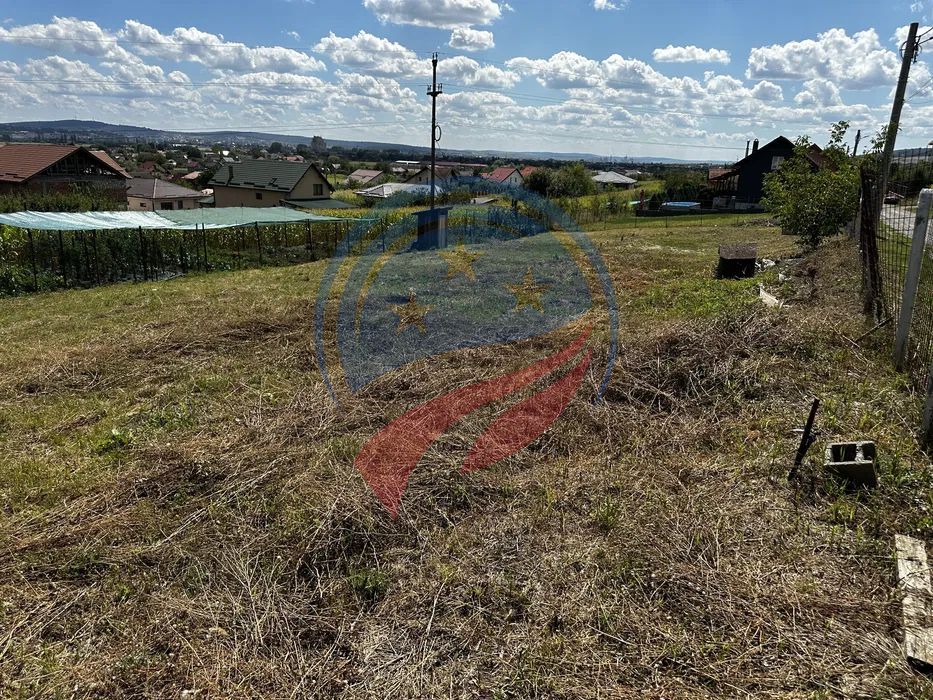 Teren intravilan Santana de Mures, 1200 mp, construibil 2 case! - Poză 3