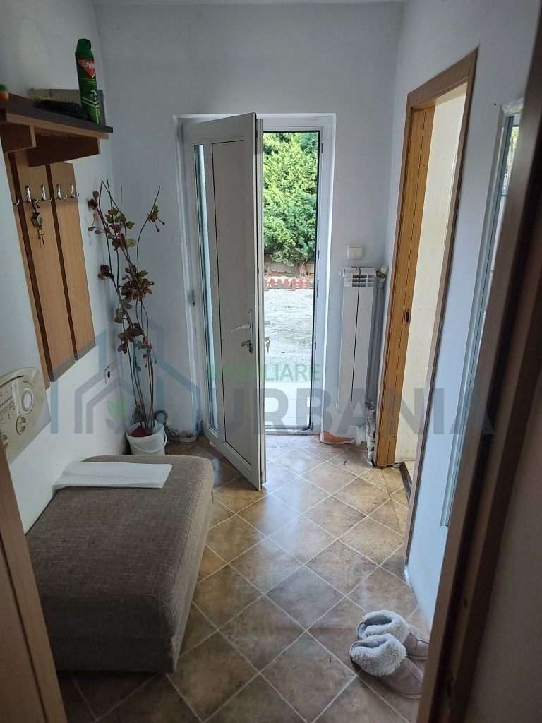 Casă de vânzare în Tătărași - Poză 2