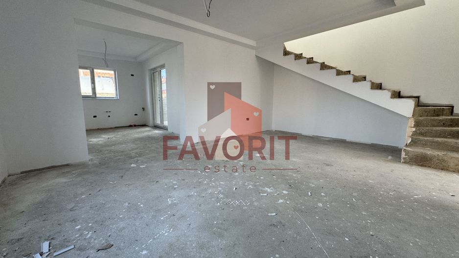 Casa Individuala in Mosnita. La asfalt. Cu Carport - Poză 10