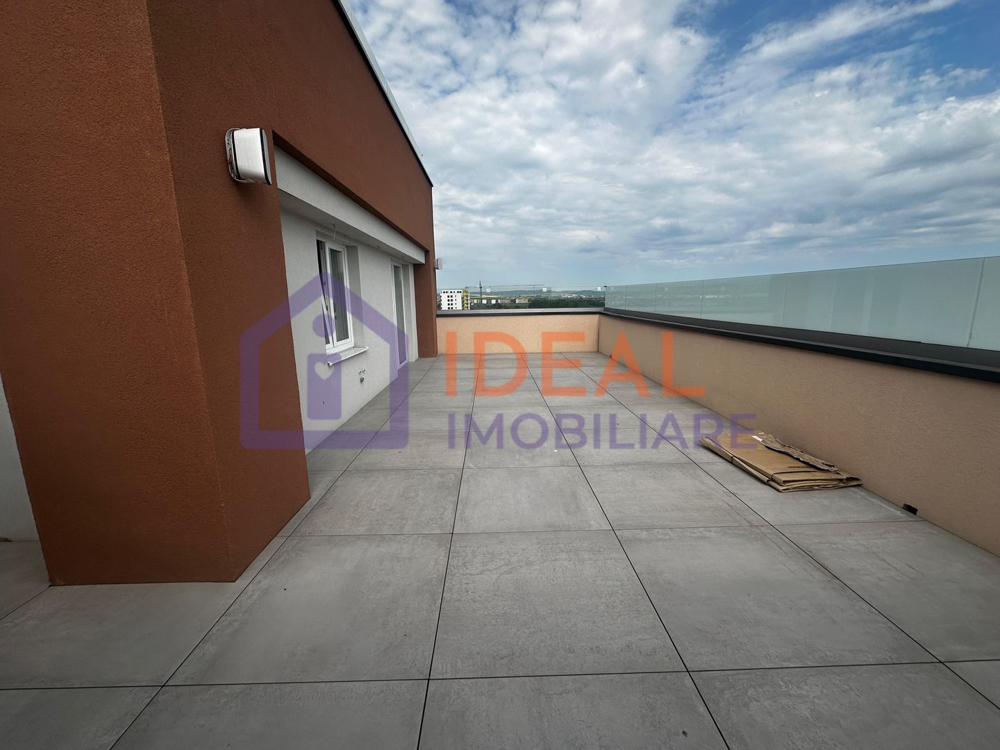 Penthouse cu 3 camere LA CHEIE, cu terasa de 191mpu, zona Calea Surii Mici - Poză 14