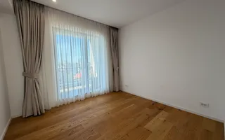 Penthouse lux cu 4 camere in zona ambasadelor - Poză 14