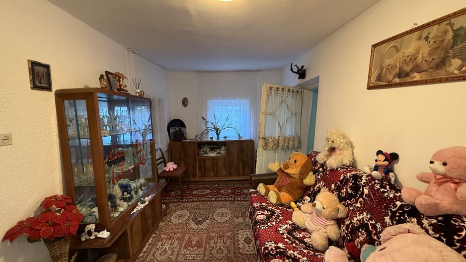 Casa 5 camere, foișor , garaj și teren 800mp cu toate utilitățile! - Poză 16