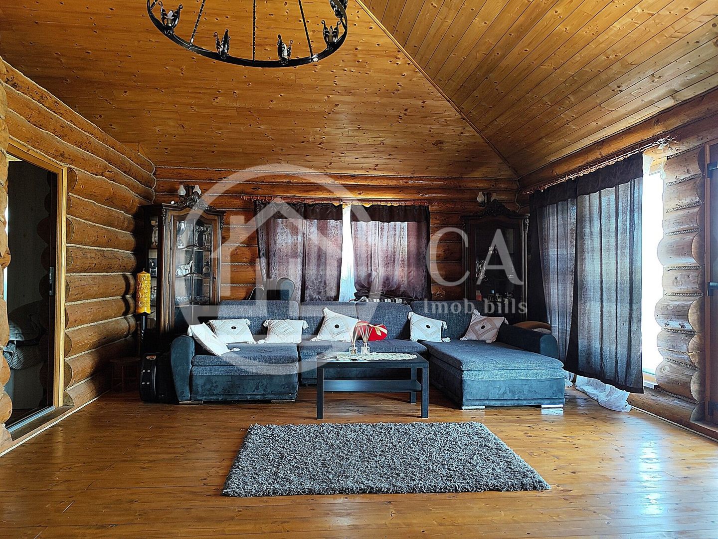 De vanzare BALTA DE PESCUIT, 3,80 ha, cabana din busteni, langa Vama Bors, Bihor - Poză 1