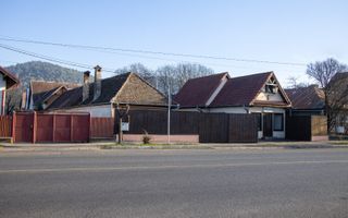 Casa de vanzare Rasnov + Spatiu Comercial | Teren 1062mp - Poză 3