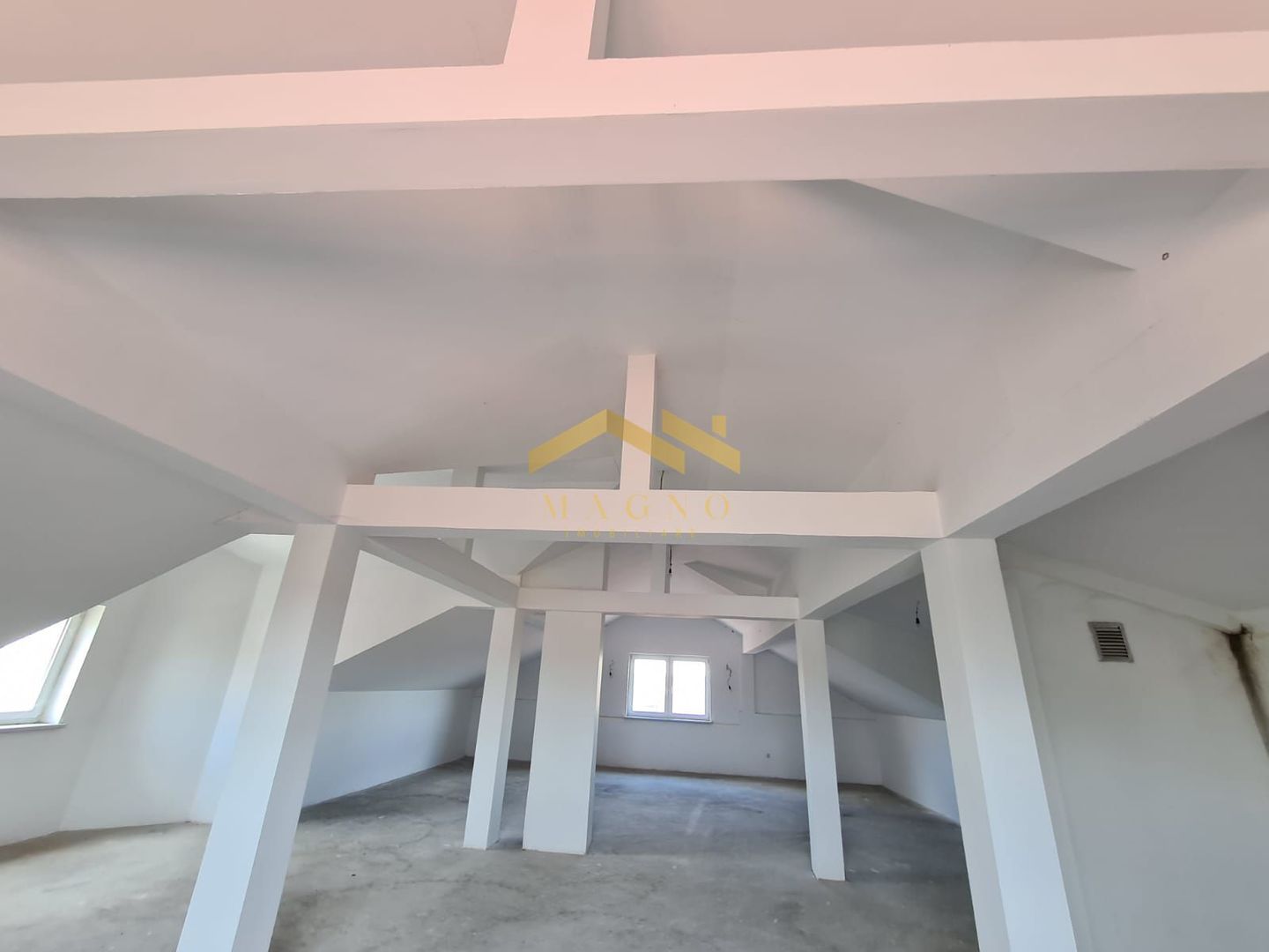 Cladire in orasul Kladovo / Serbia - Poză 7