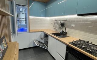 Ofer spre inchiriere apartament cu 3 camere cu loc de parcare - Poză 3