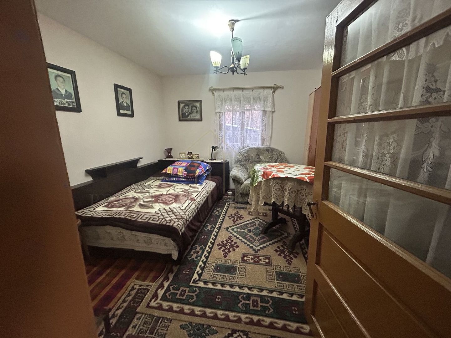 Casă bătrânească în Comuna Brătila - Poză 8