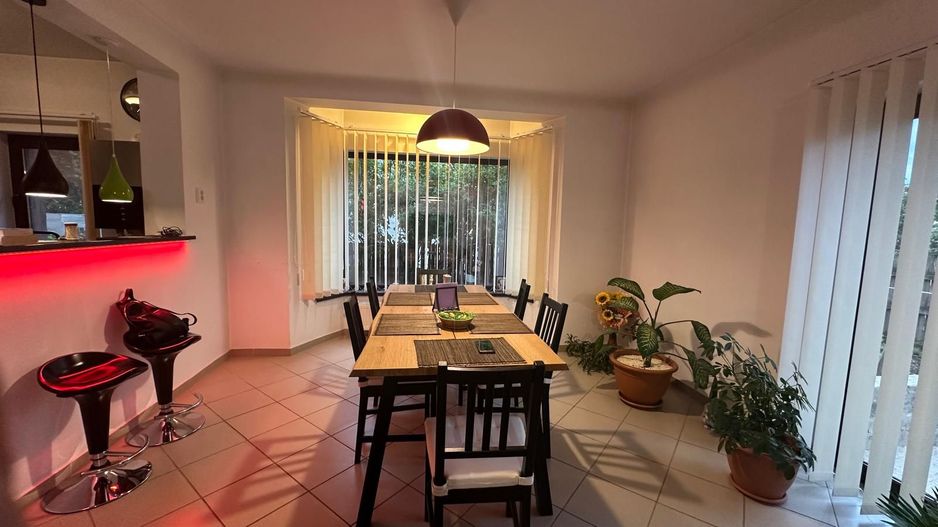 Casă individuală P+1E, construită în 2013–zonă liniștită, exclusiv de case - Poză 7