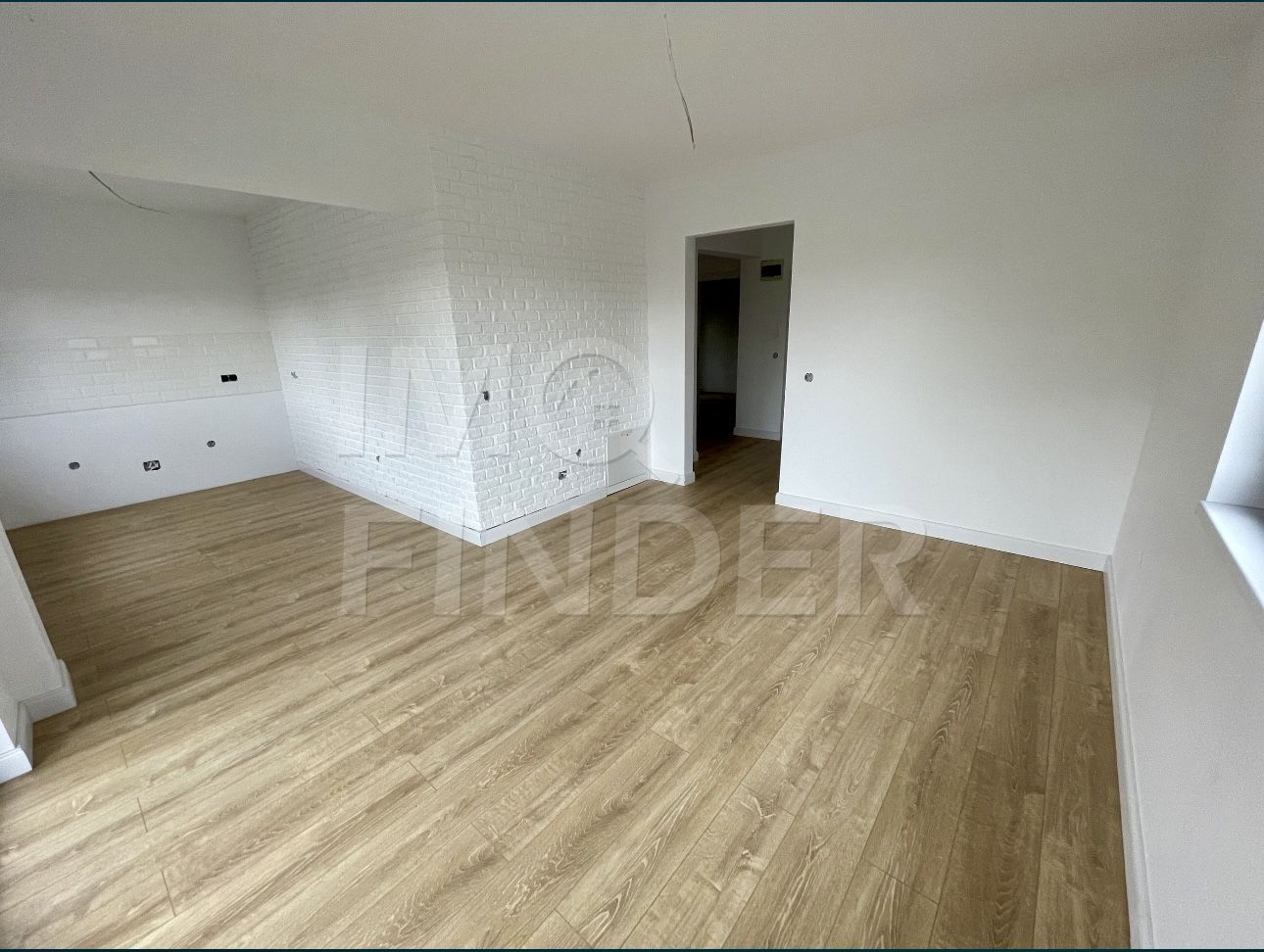 Vanzare 3 camere bloc tip vila, Grigorescu, 2 parcari - Poză 2