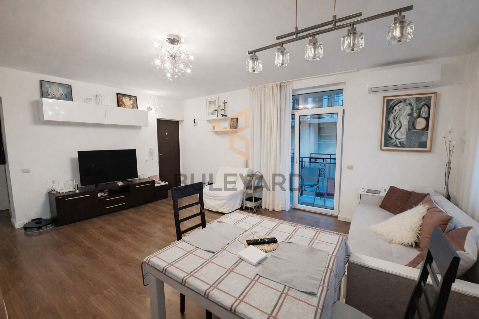 Comision 0! Apartament 2 camere + balcon 11 mp + parcare - Poză 7