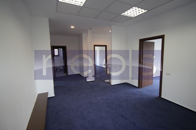 VILA INDEPENDENTA 22 CAMERE| 750 MP UTILI | DOROBANTI-CAPITALE - Poză 12