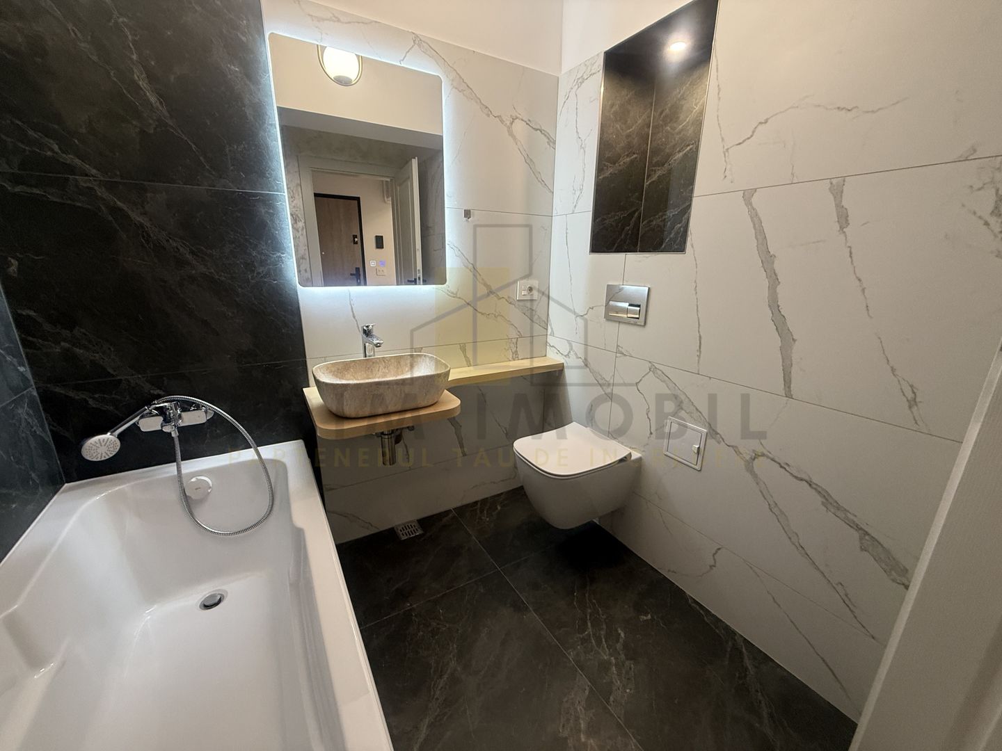 Apartament modern, Blog nou, Parcare subterana, Platou Galata - Poză 5