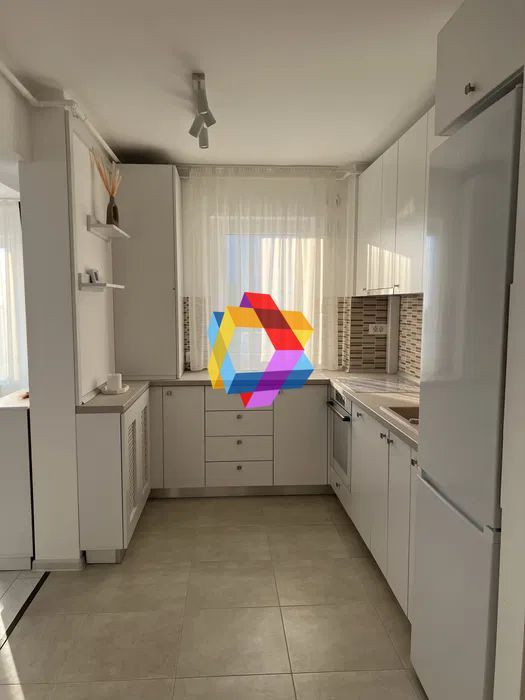 Apartament cu doua camere, zona Tractorul - Coresi, Top City 54 mp - Poză 5