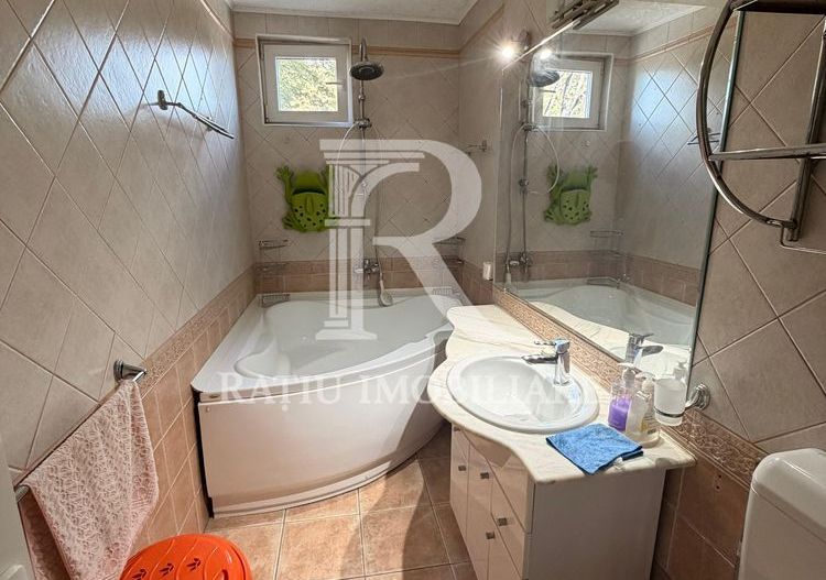 De inchiriat/vanzare| Apartament 3 camere | Rogerius - Poză 7