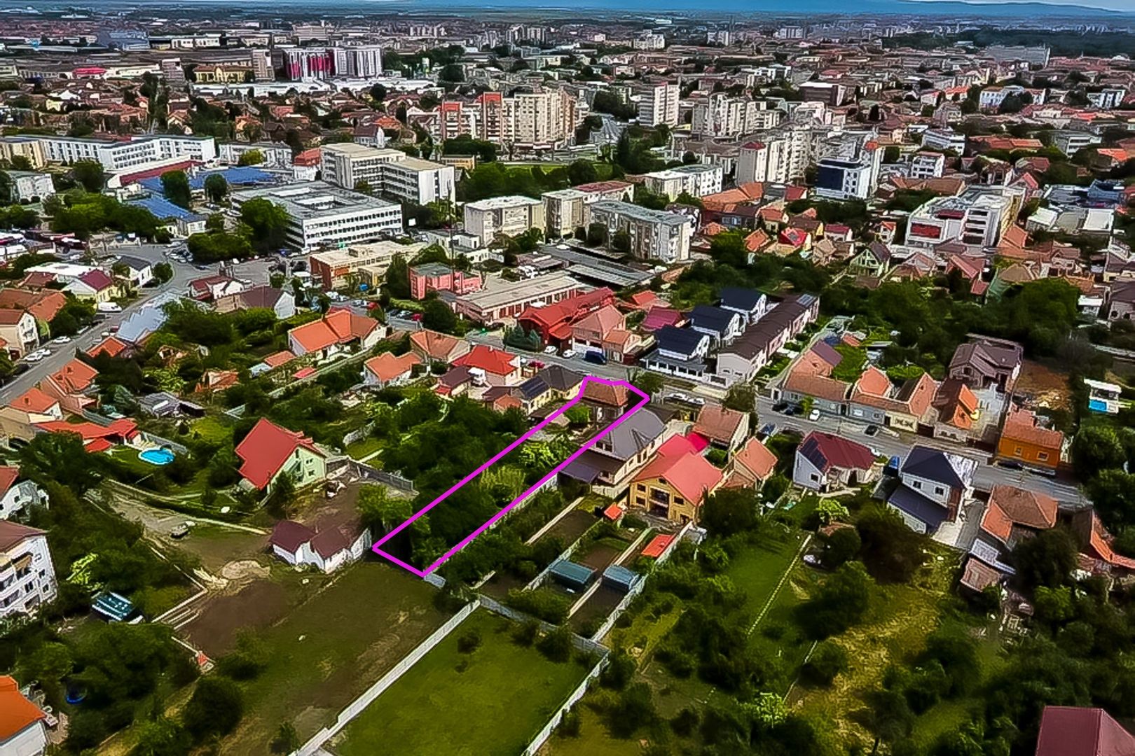 REZERVAT! Proprietate cu potențial major, Parneava, str. Oituz - Poză 2